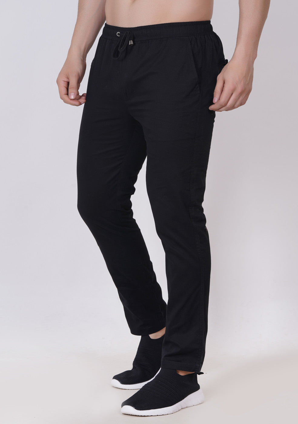 Men Mid-Rise Relaxed Fit Cargo Pants - ASHTOM